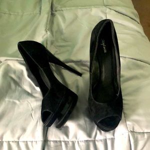 Black heels